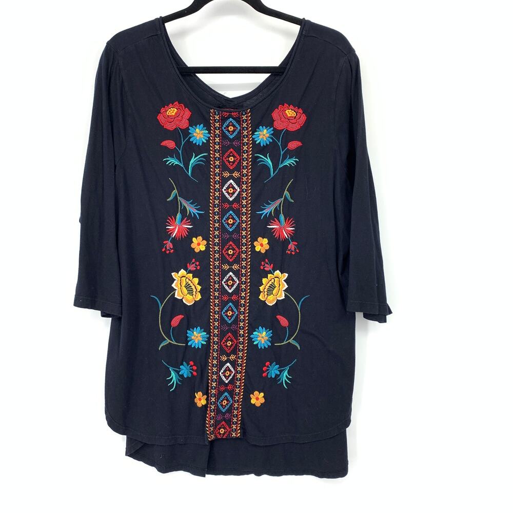 Johnny Was 3/4 Sleeve T-Shirt Sz XL Black Multicolor Floral Geometric Embroidery
